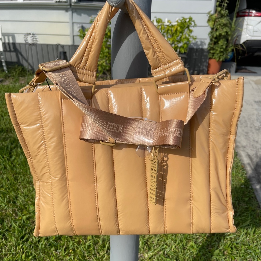 STEVE MADDEN Camel Blilian Puffer Tote - Picture 2 of 12